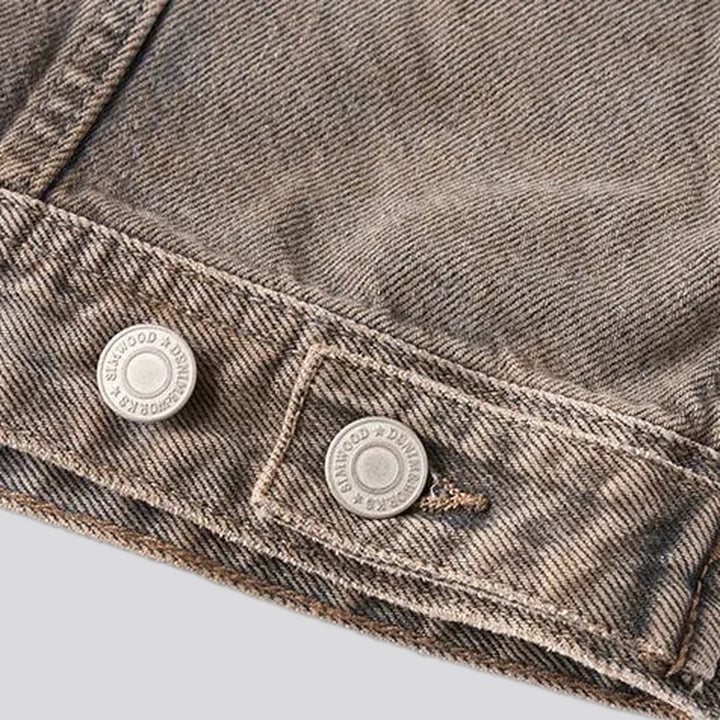 Retro style men's jean trucker jacket